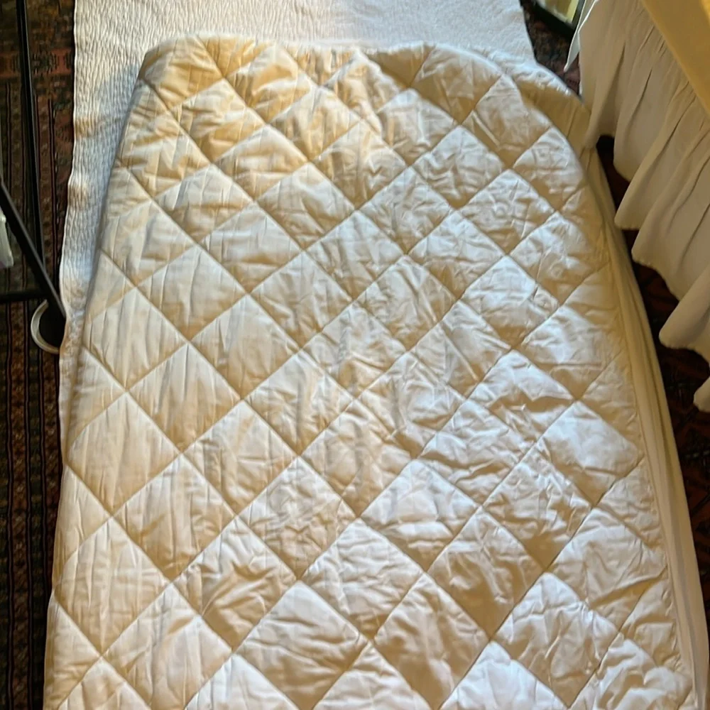 Beautyrest Queen quilted top mattress covers.